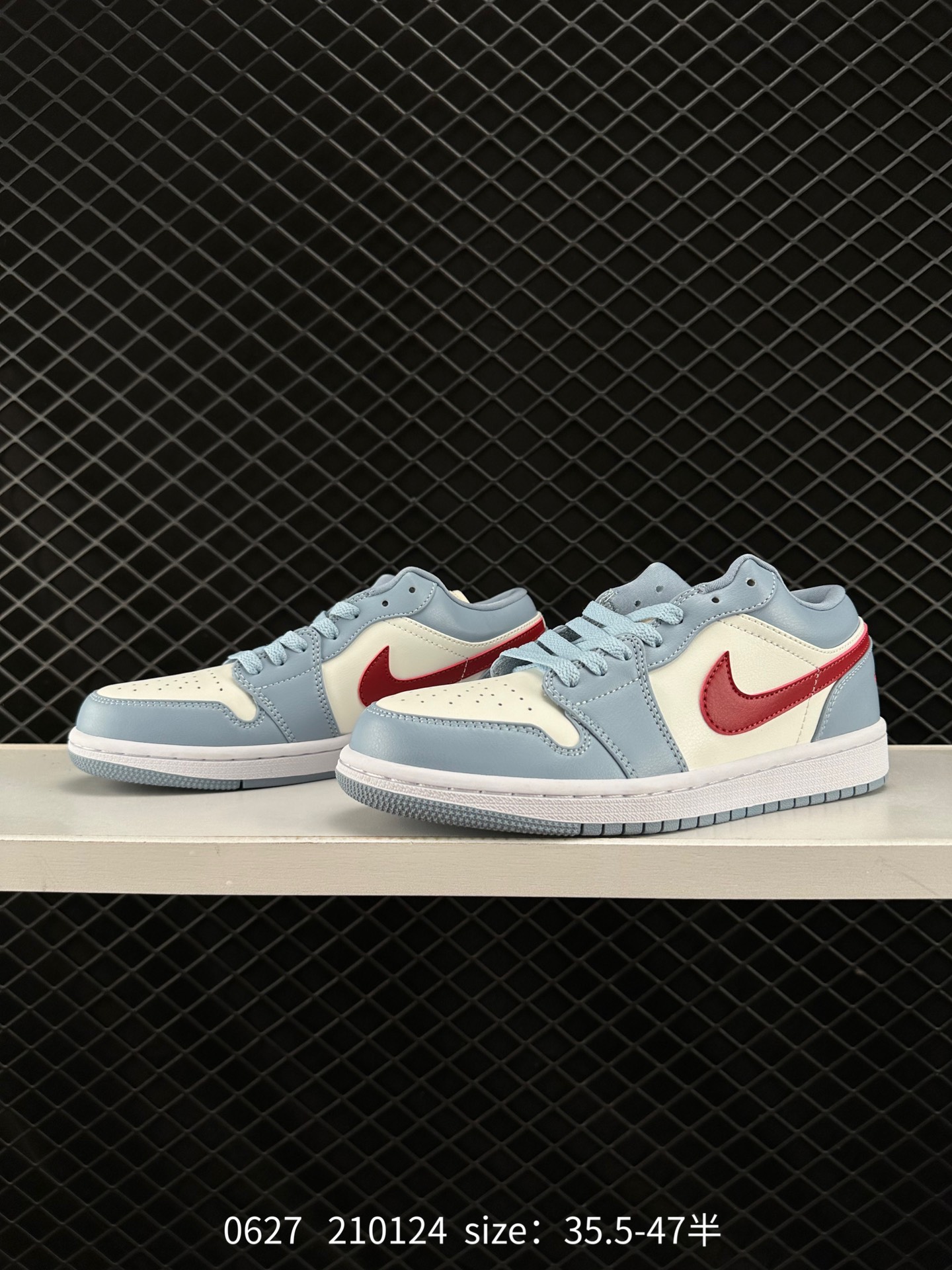 Air Jordan 1 Low AJ1